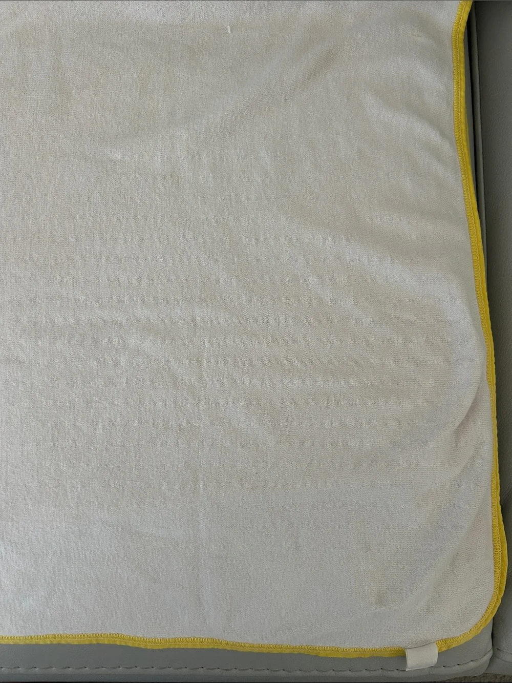 Vntg 80’s Kids  Hooded Towel with Yellow Trim and Big Bird